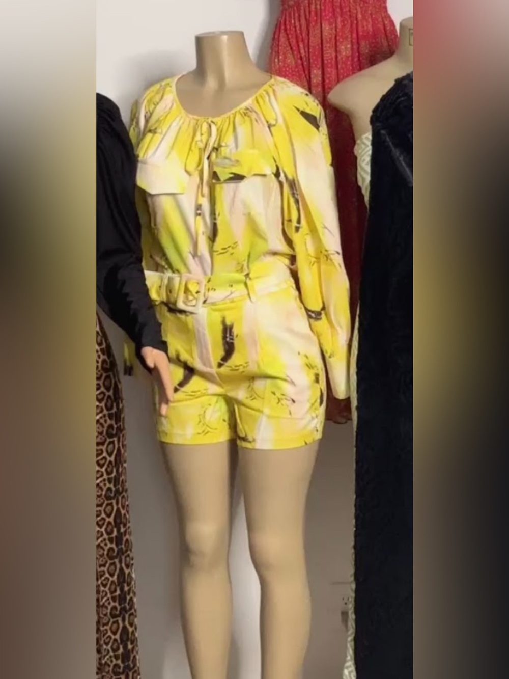 High-Waist Yellow Printed Belted Women's Shorts and blouse set